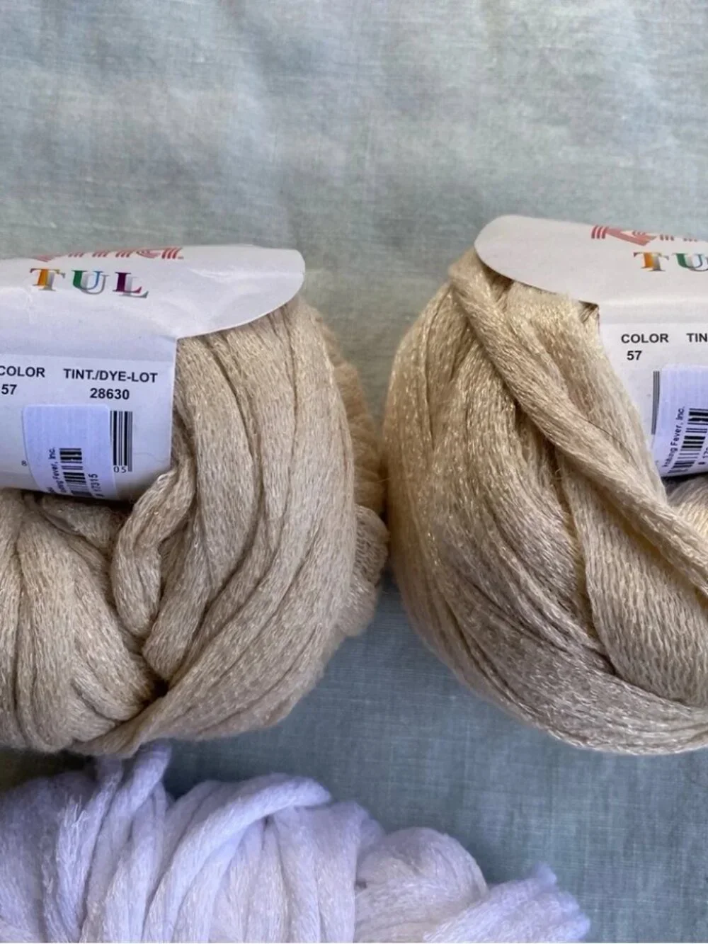 Lot of 2 NWT Katia Tul woven cotton nylon ecru 50g 27y yarn balls